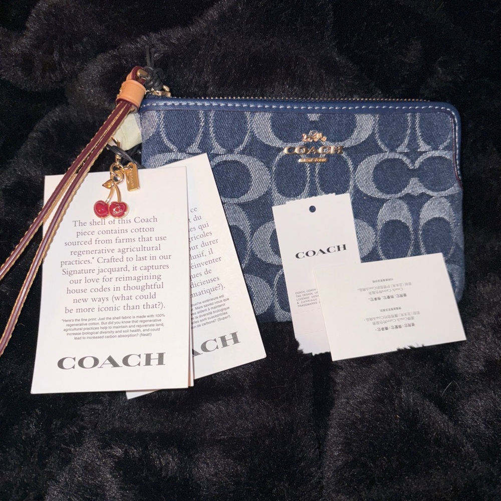 Coach Signature Denim Blue Corner Zip Wristlet CZ452